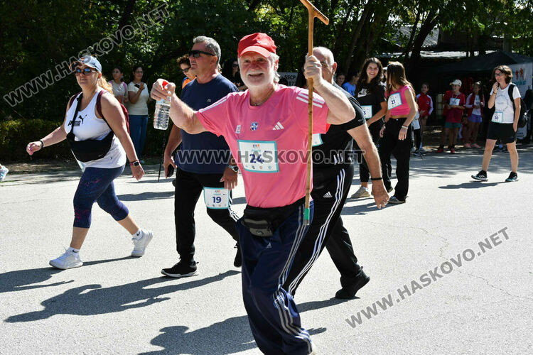 Над 100 бегачи стартираха на „Running together“ на „Кенана“