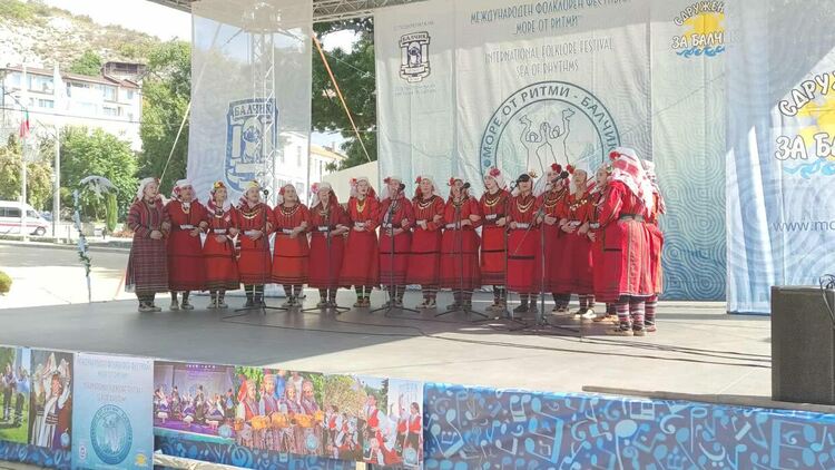 Хорът на читалището в Крепост със златен медал от Международен фолклорен фестивал