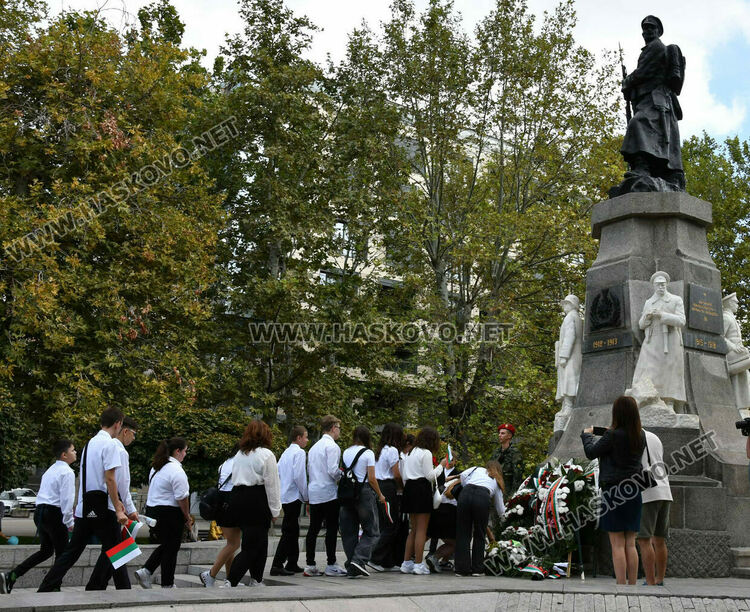 Хасково чества 117 г. от Независимостта на България с тържествен ритуал
