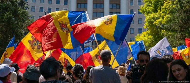 Молдова избира тази неделя не просто нов състав на парламента, а и посоката си на развитие