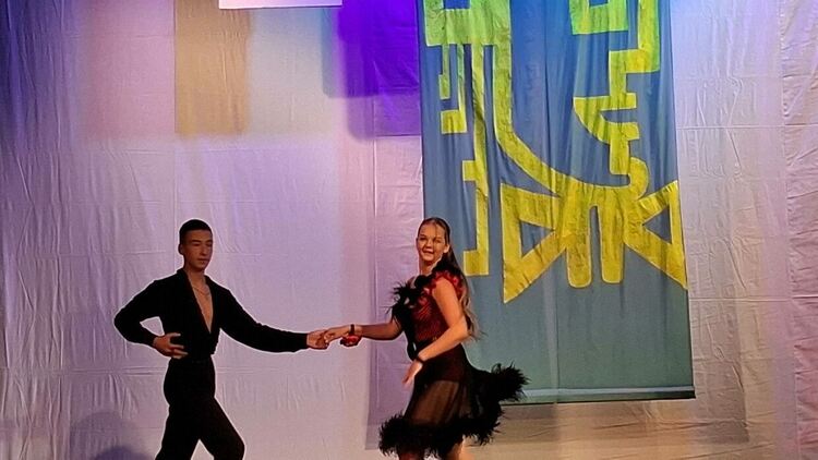 Откриха Международния фестивал за комедийни театри, пантомима и сатира „Велко Кънев“ в Тополовград