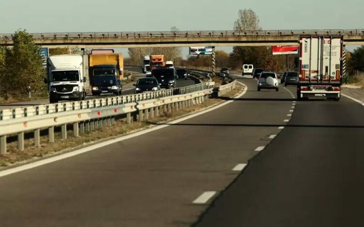 Прогнозният срок за завършване на строително-монтажните работи е 30 ноември.