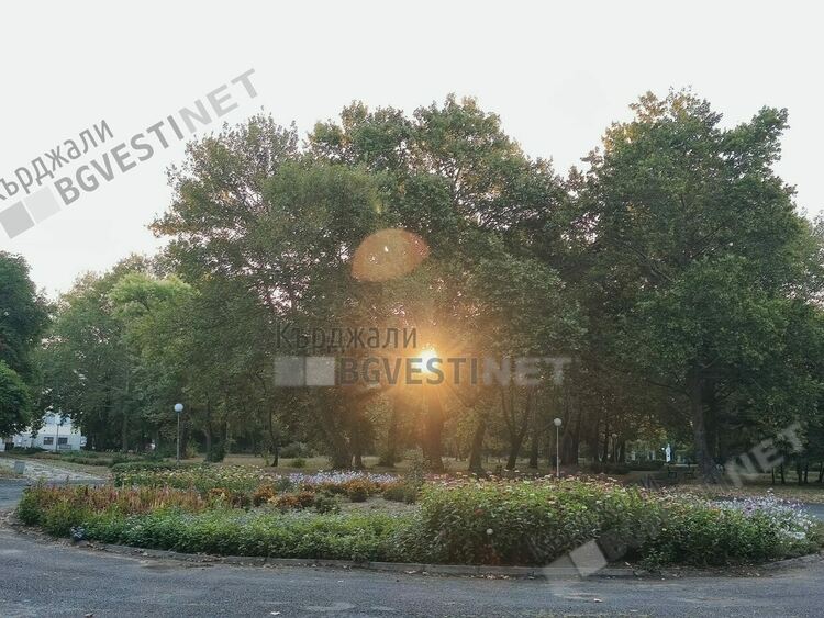 Слънчево и горещо днес в Кърджали