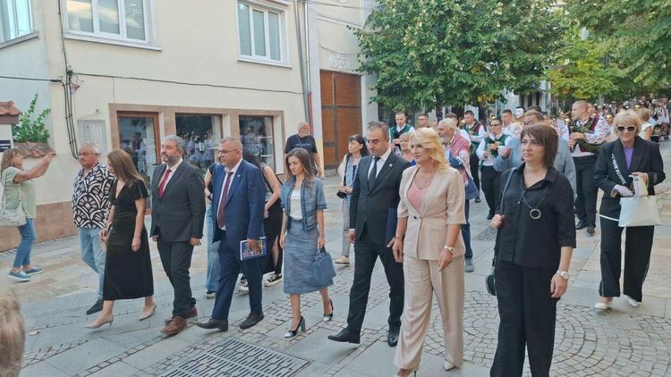 Откриха Международния фестивал за комедийни театри, пантомима и сатира „Велко Кънев“ в Тополовград