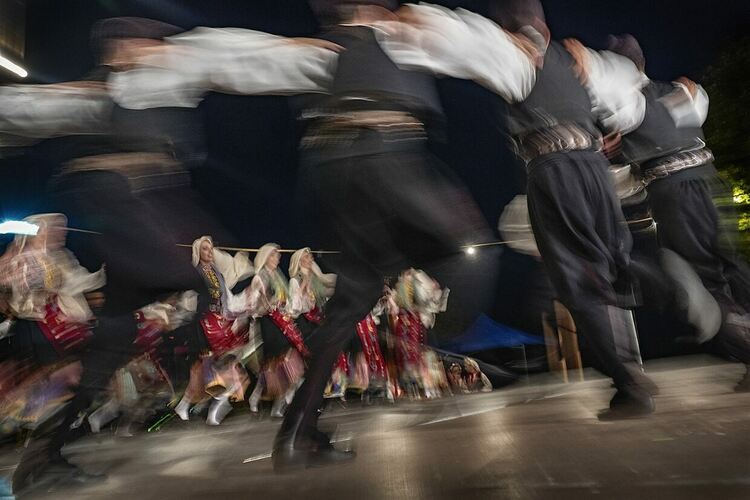 Художничката Мара Латева грабна Цървула на „Мистериите на Хухла“