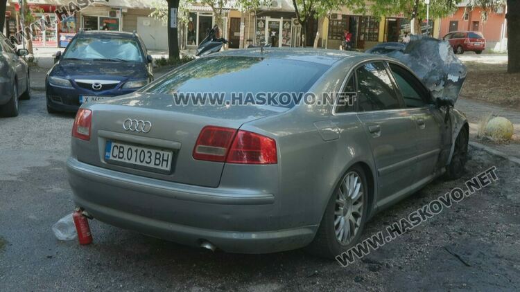 Видео камери са заснели двама, подпалили колата на Мечката в Хасково