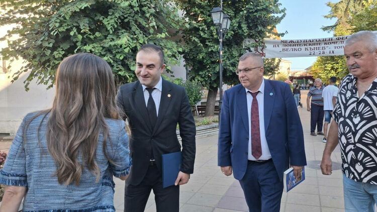 Откриха Международния фестивал за комедийни театри, пантомима и сатира „Велко Кънев“ в Тополовград