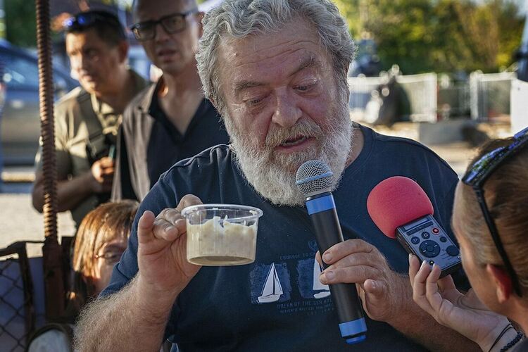 Художничката Мара Латева грабна Цървула на „Мистериите на Хухла“