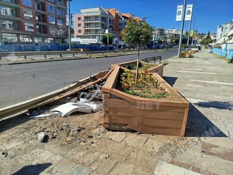 Поражения от тежка катастрофа на Новия мост още не са отстранени  месец след сблъсъка