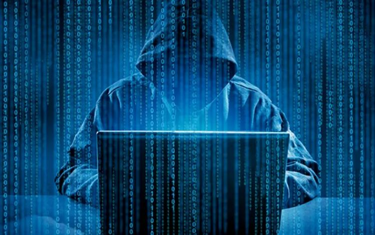 Лондон арестува 40-годишен за хакерската атака срещу летищата