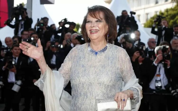 Клаудия Кардинале на кинофестивал в Кан през 2017-а