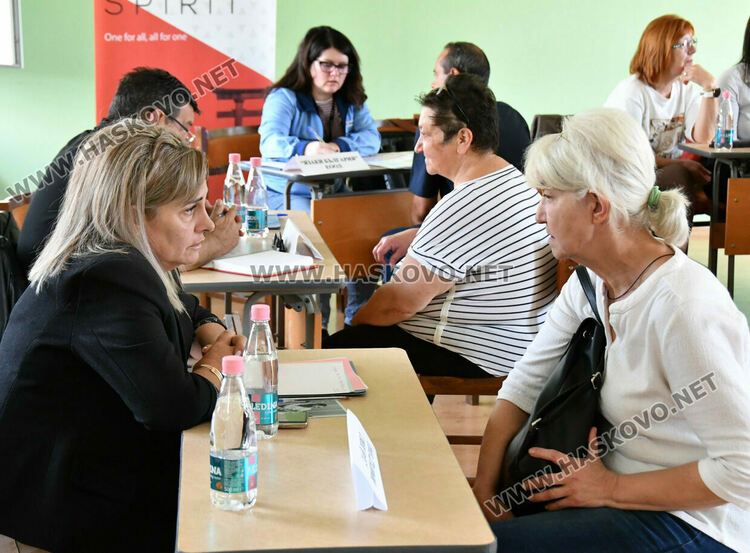 10 фирми предложиха работа на безработни хора в Хасково