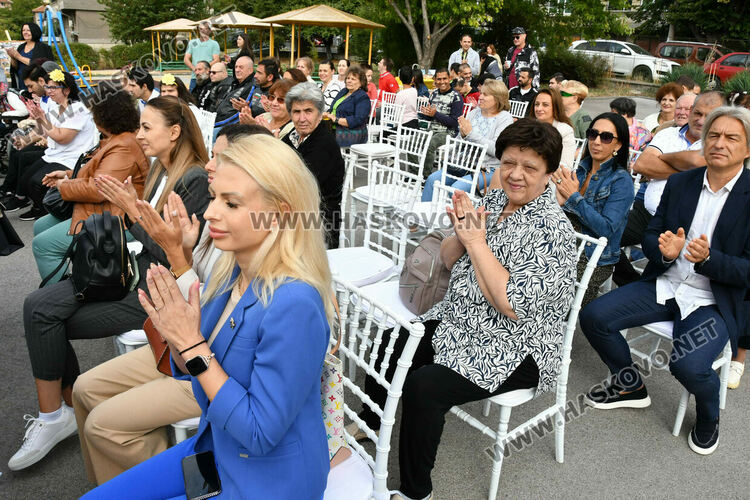 Честваха 25 г. от създаването на Дневен център „Марина“ в Хасково