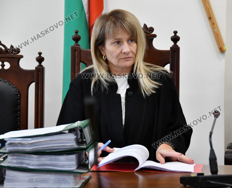 съдия Даниела Николова