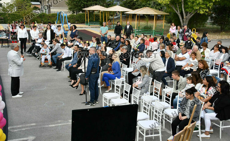 Честваха 25 г. от създаването на Дневен център „Марина“ в Хасково