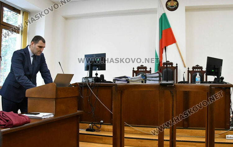 Отложиха делото срещу Мюмюн Искендер за отстраняването му като кмет на Минерални бани