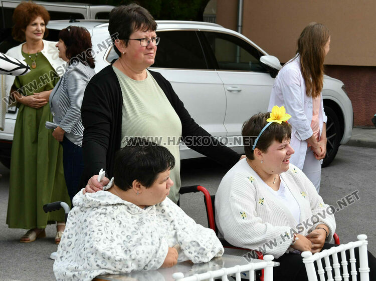 Честваха 25 г. от създаването на Дневен център „Марина“ в Хасково