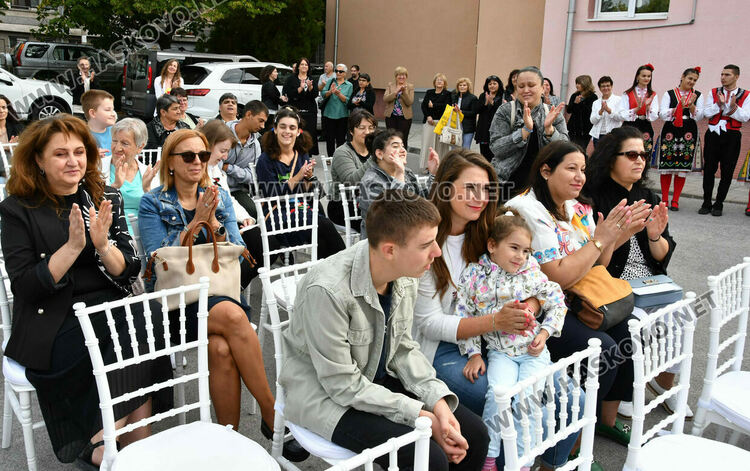 Честваха 25 г. от създаването на Дневен център „Марина“ в Хасково