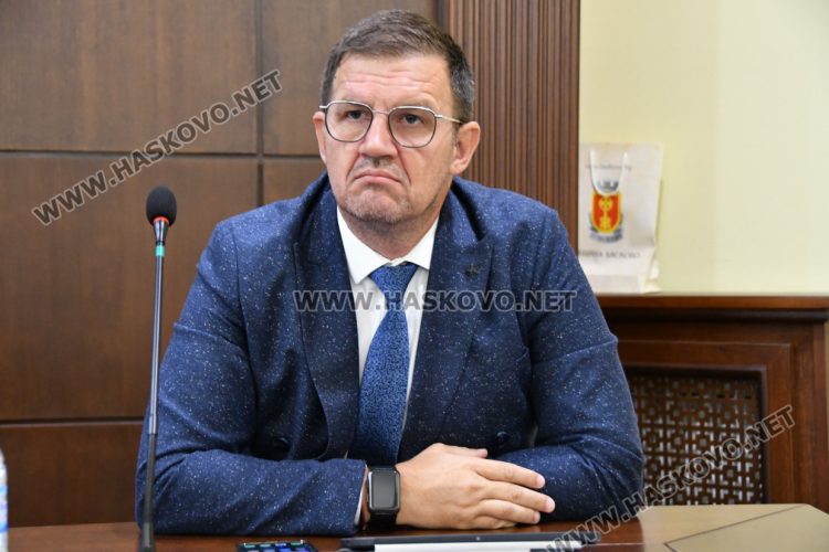 Станислав Дечев