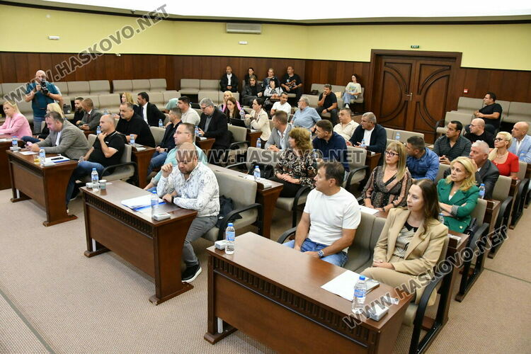 Решено: Синята зона в Хасково става 2 лева на час, 1 лев ще е паркирането до 30 минути