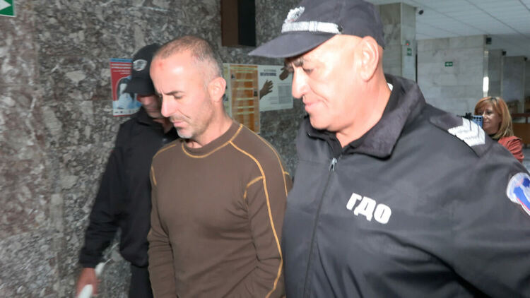 Съдът в Смолян остави в ареста обвиняемия за убийството край „Невястата"