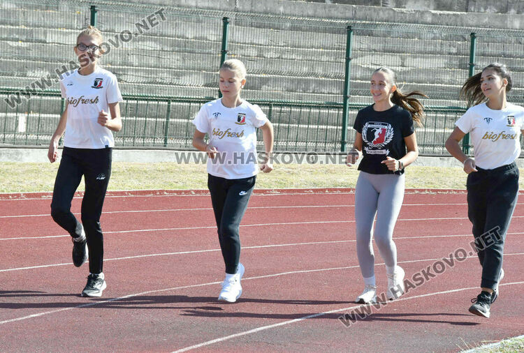 Близо 180 състезатели участват в турнира по лека атлетика в Хасково