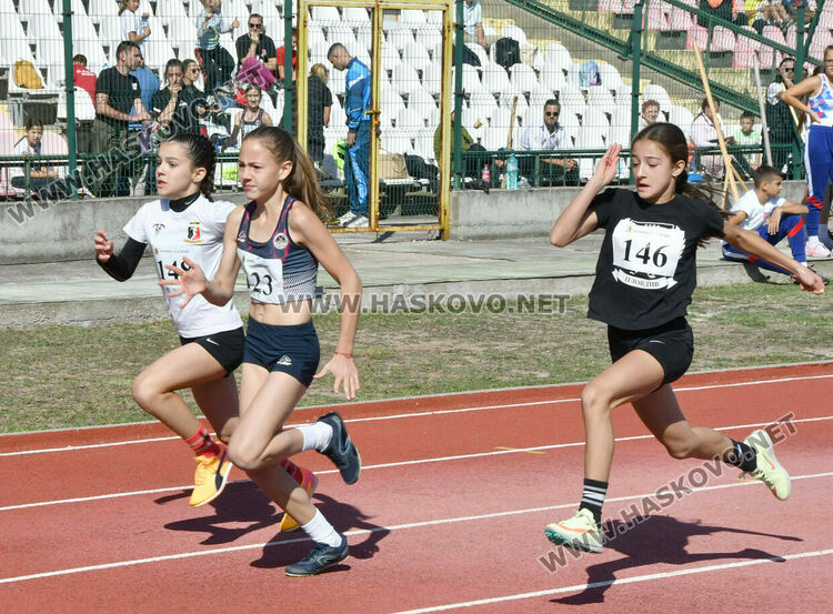 Близо 180 състезатели участват в турнира по лека атлетика в Хасково