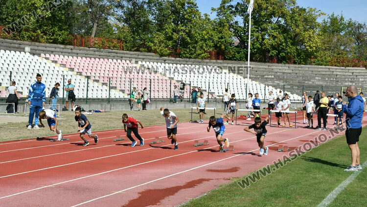 Близо 180 състезатели участват в турнира по лека атлетика в Хасково