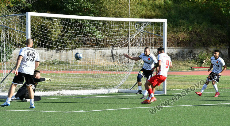 ФК „Хасково“ излезе на първо място след разгром в дербито с „Любимец 2018“