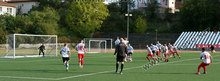 ФК „Хасково“ излезе на първо място след разгром в дербито с „Любимец 2018“