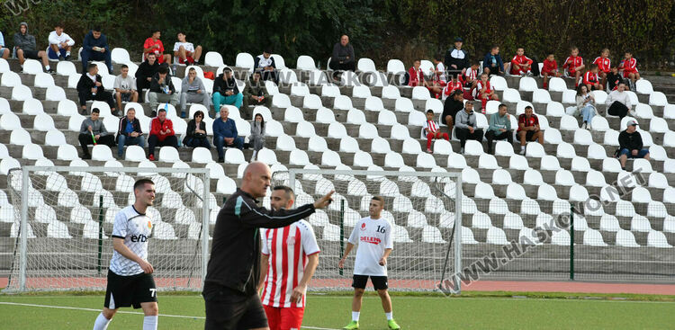 ФК „Хасково“ излезе на първо място след разгром в дербито с „Любимец 2018“