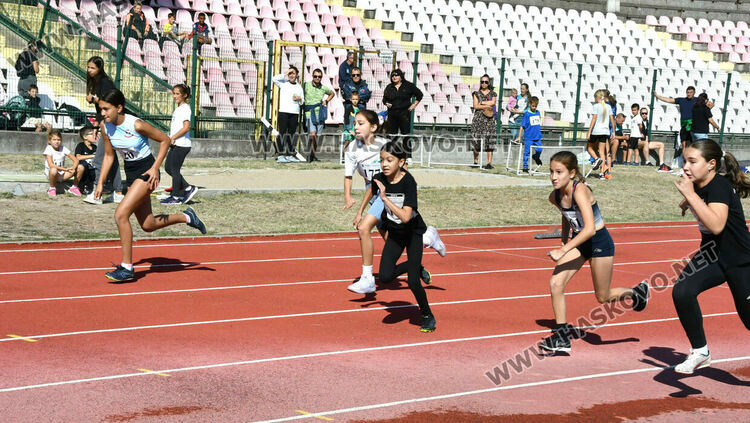 Близо 180 състезатели участват в турнира по лека атлетика в Хасково