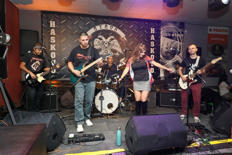 Група Noise с наградата на „Кошера рок стейдж”