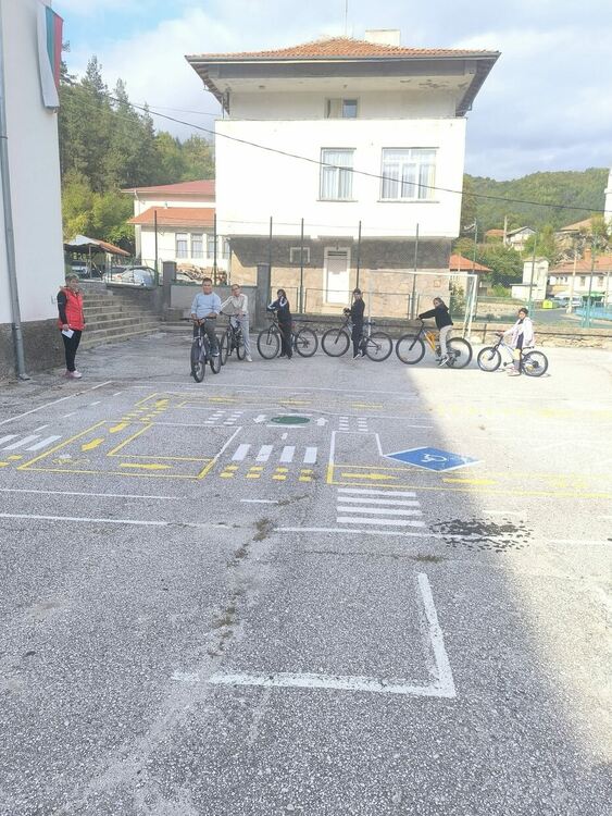 Училището в с. Арда отбеляза Европейския ден на спорта