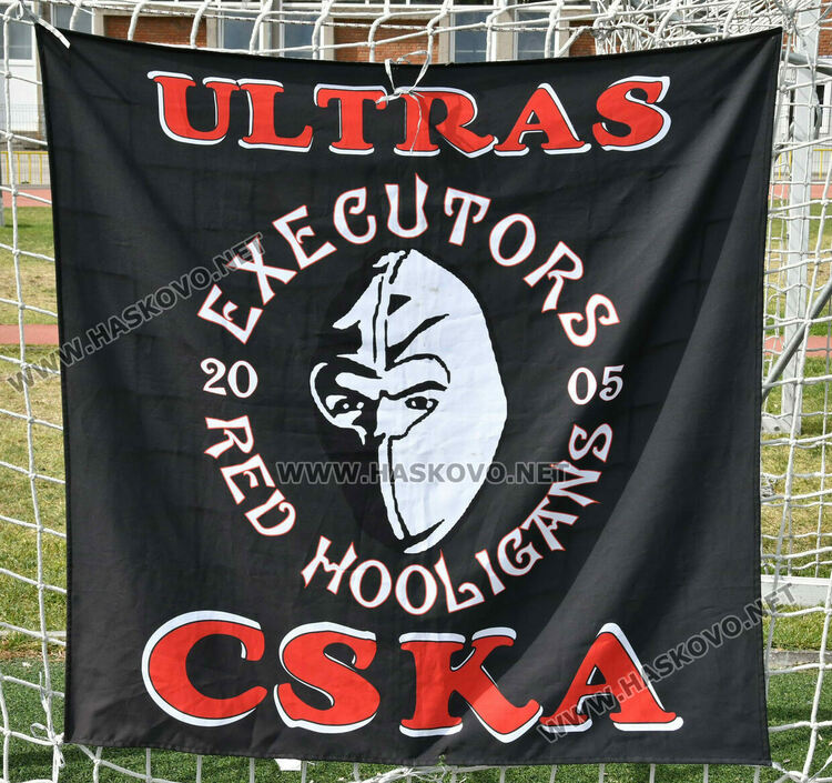 Легендата Стойчо Младенов на футболен рожден ден в Хасково