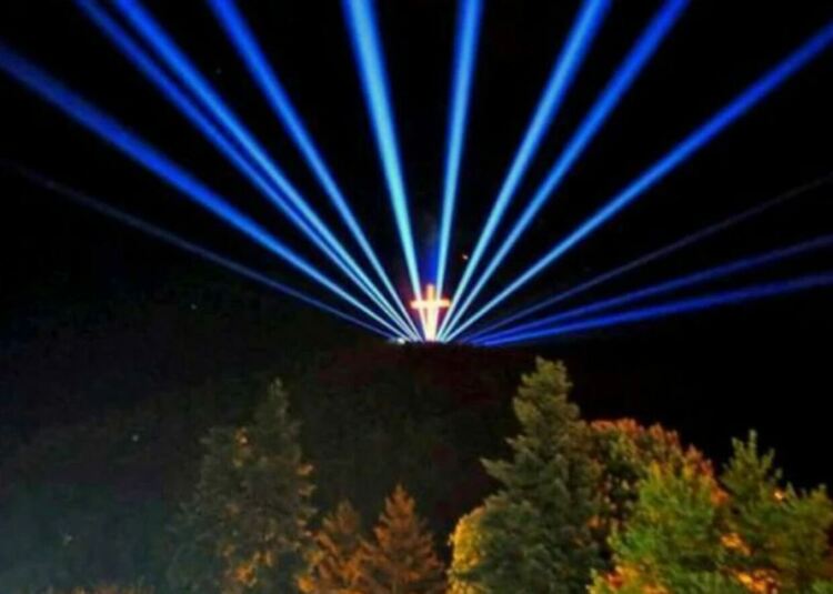 Светлинното шоу за приемане на еврото в Благоевград - снимка Фейсбук