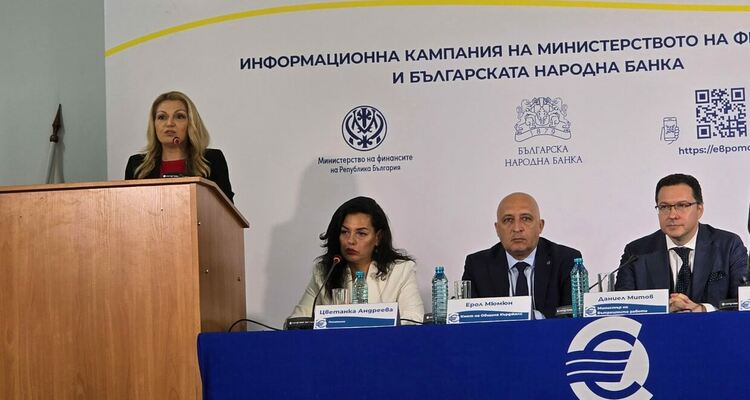 Размерът на бюджета на Стратегическия план, касаещ фермерите, се запазва, каза зам.-министърът на земеделието и храните Лозана Василева в Кърджали