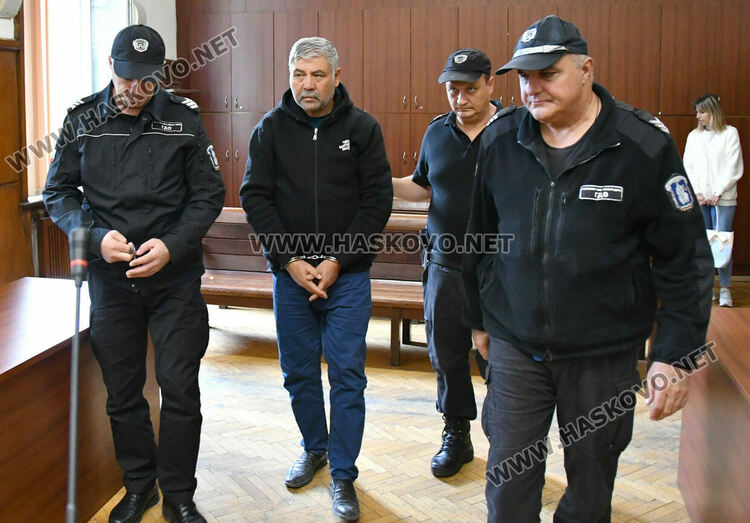 Оставиха в ареста задържания с метамфетамин за над 20 000 лева