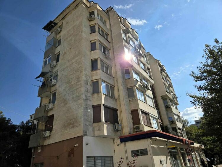 Започва санирането на един от големите блокове в Асеновград