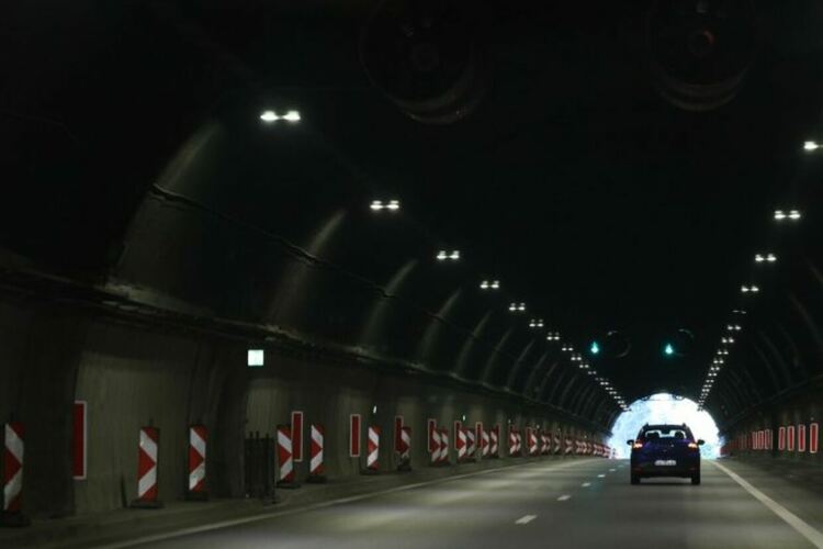 Схемата „Хемус“ е установена: Милиони в сакове и после в склад. И какво от това?