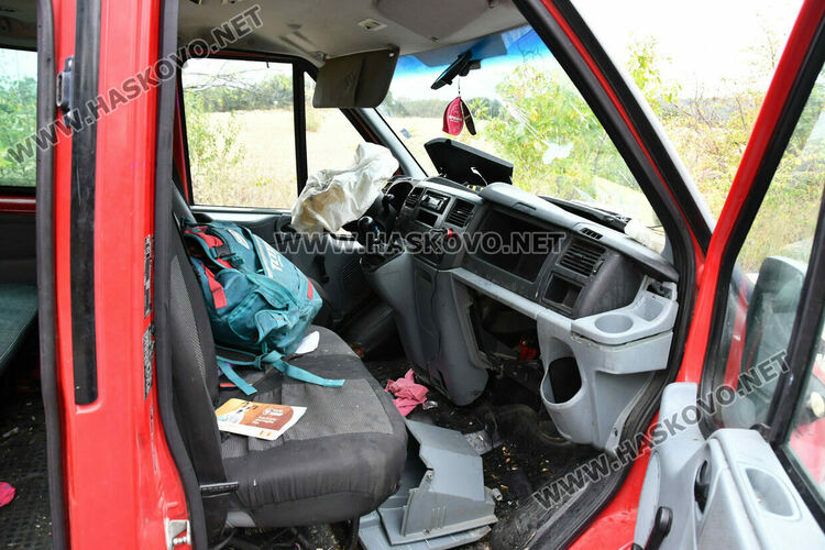 Двама пострадаха при челна катастрофа между Хасково и Узунджово