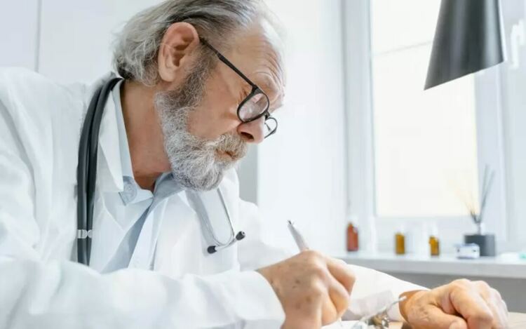 Личните лекари настояват да получат право да гонят агресивни или непослушни пациенти от листата си.