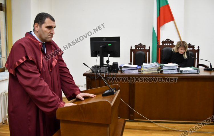 Второ отлагане на делото срещу Искендер за отстраняването му като кмет на Минерални бани, повдигат още обвинения