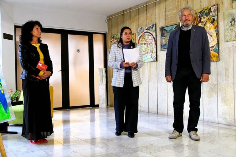 Изложба в Регионалната библиотека в Смолян представя творби от пленера „Докосване до планината на Орфей“