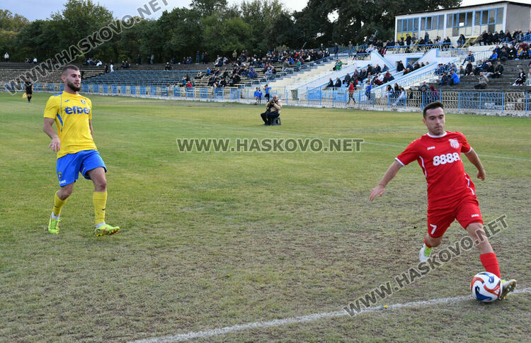 Нулево реми в регионалното футболно дерби между „Хасково“ и „Димитровград“ 