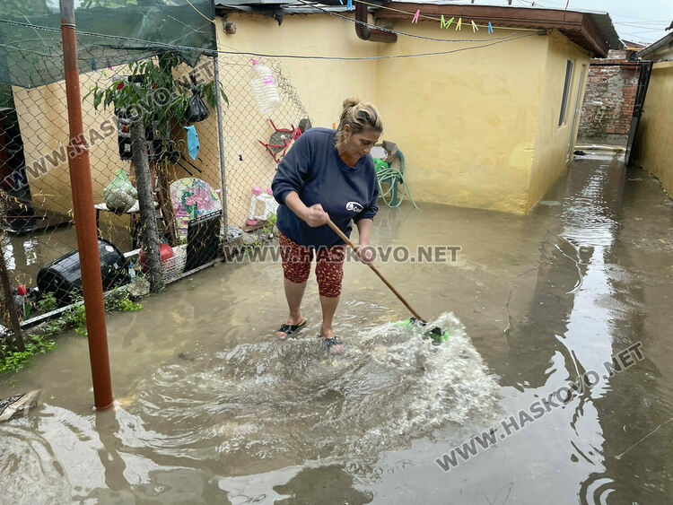 81,3 литра дъжд на кв м се изляха в Хасково, най-силно валя в Царева поляна