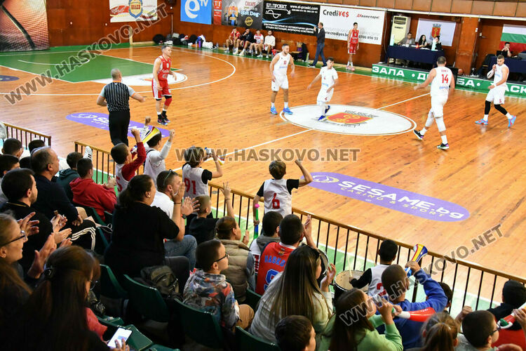 „Хасково“ победи „Чавдар“ с 91:72 и е първи в баскетболната втора лига