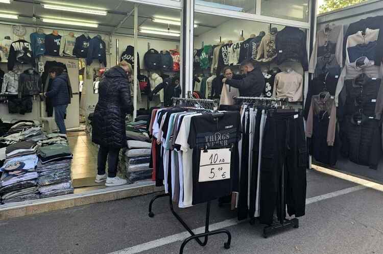 Хванаха 7 търговци за по-малко от час да нарушават изискванията за цени в евро