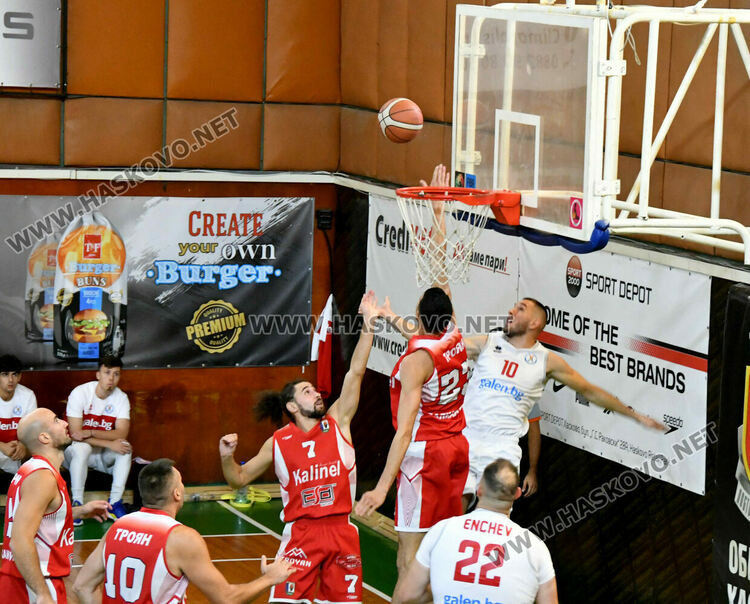 „Хасково“ победи „Чавдар“ с 91:72 и е първи в баскетболната втора лига
