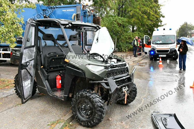 Двамата ранени от бъгито на Енергото, забило се в боклучийски камион, са без опасност за живота 